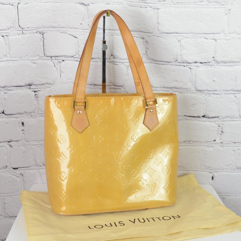 LOUIS VUITTON Houston Monogram Vernis Handbag